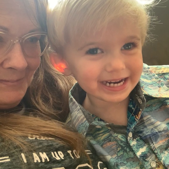 Meet your Posher, Sandy - Picture 11 of 17